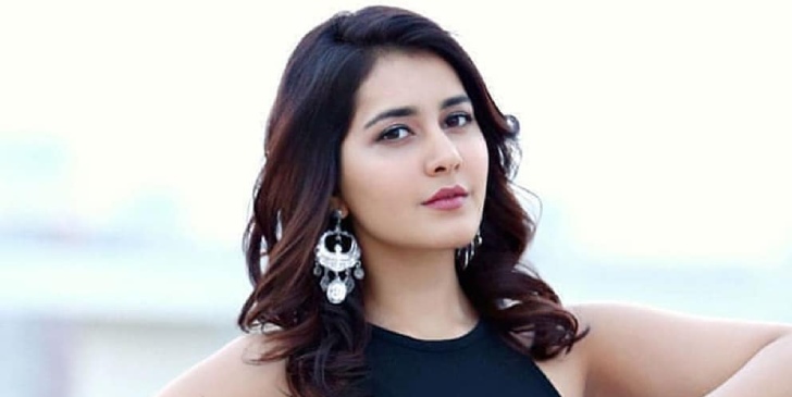 Raashi Khanna Quiz: How Well Do You Know About Raashi Khanna?